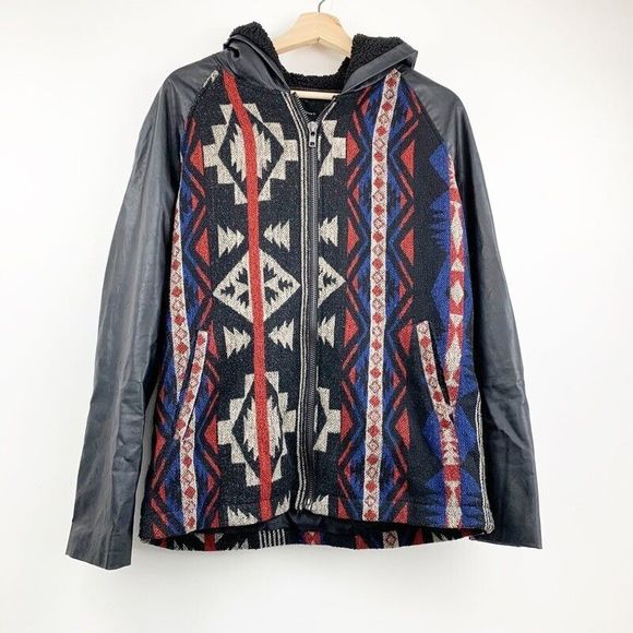 Forever 21 Womens Jacket Black Blue Aztec Zip Up Hooded Pocket Fleece Lined M - Picture 1 of 11